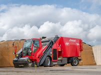 Triotrac L self-propelled feed mixer