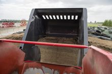 Triomix S1, self-loading TMR mixer