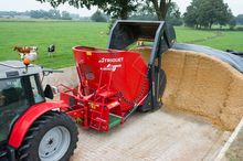self-loading-mixer-feeder-diet feeder-tmr mixer-1